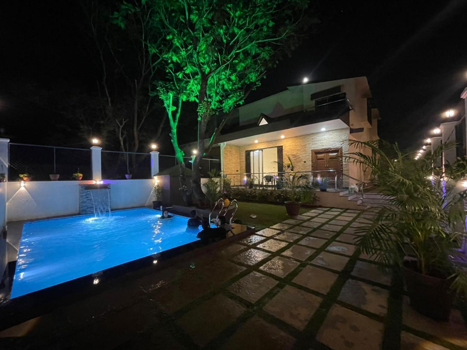 Lavish Villa - 3 Bhk Pool With Lawn Lonavala Buitenkant foto
