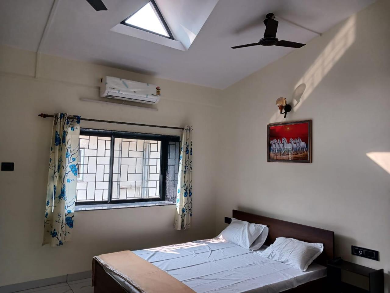 Lavish Villa - 3 Bhk Pool With Lawn Lonavala Buitenkant foto