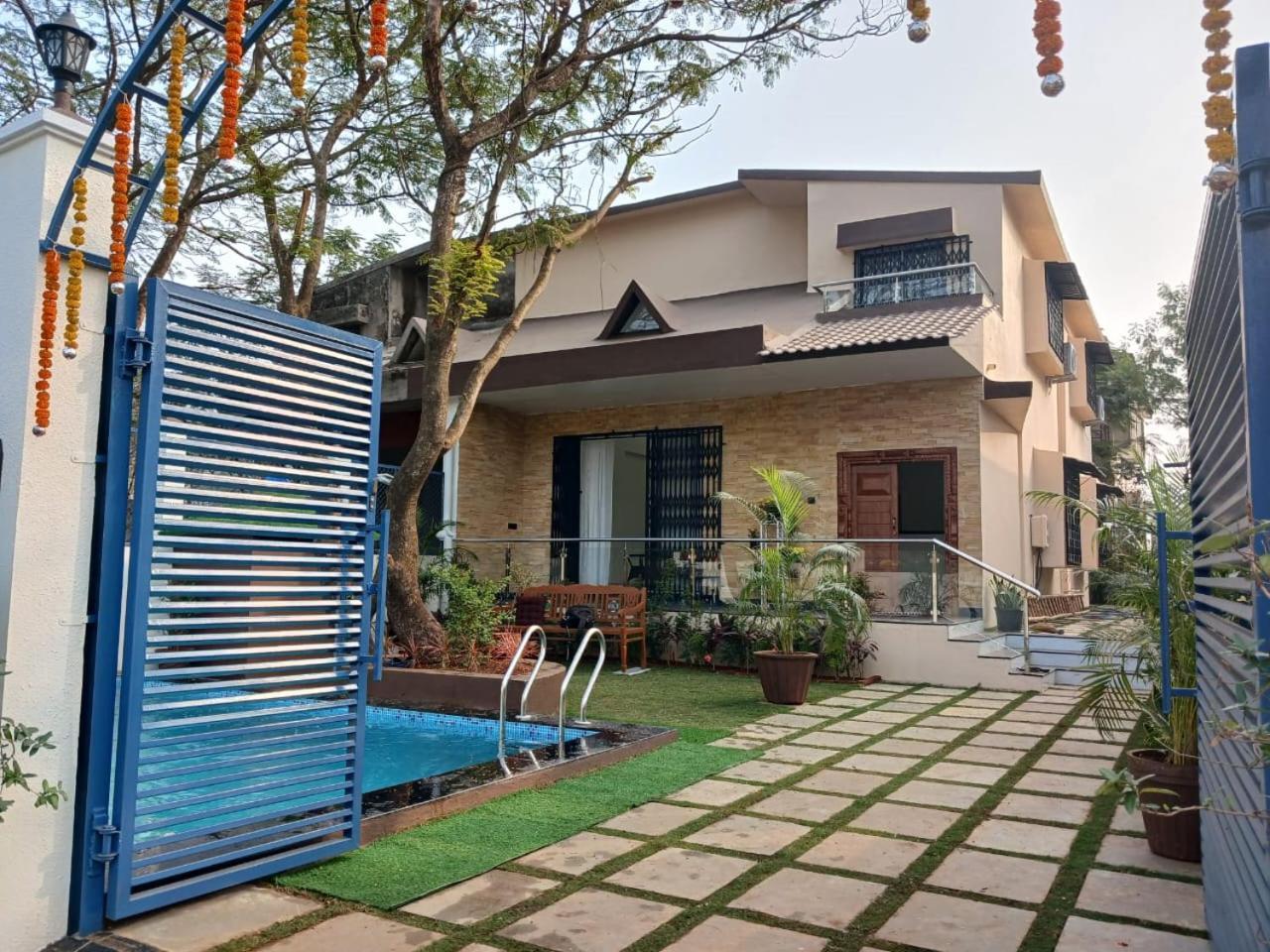 Lavish Villa - 3 Bhk Pool With Lawn Lonavala Buitenkant foto